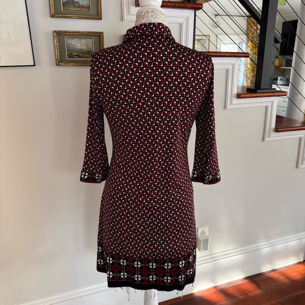 TORY BURCH Red and Black Geometric Long Sleeve Silk Dress Small - Picture 4 of 6